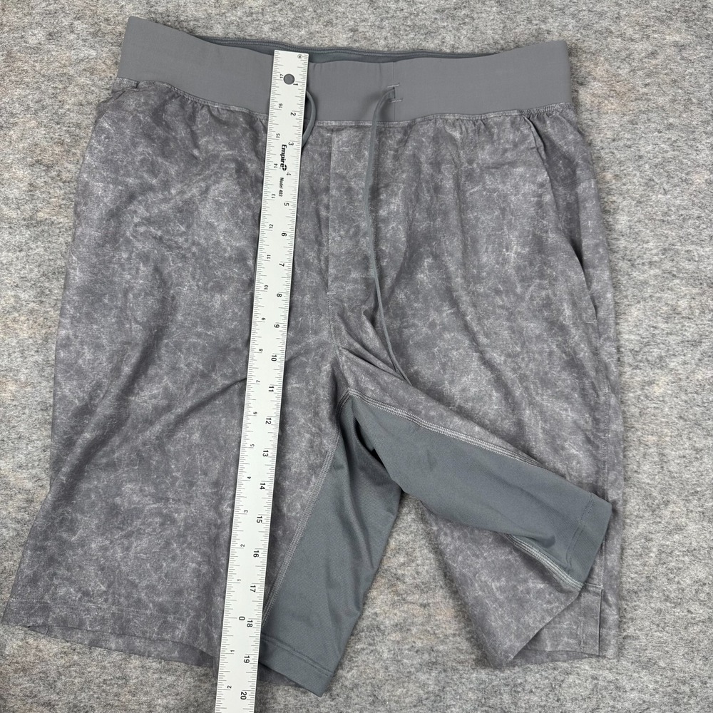 Lululemon T.H.E. Short 9" Linerless Gravel Dust Asphalt Grey Multi Mens Medium M - Picture 10 of 12